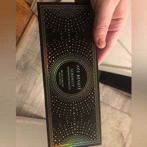 Ace Beaute Serenity Eyeshadow Palette